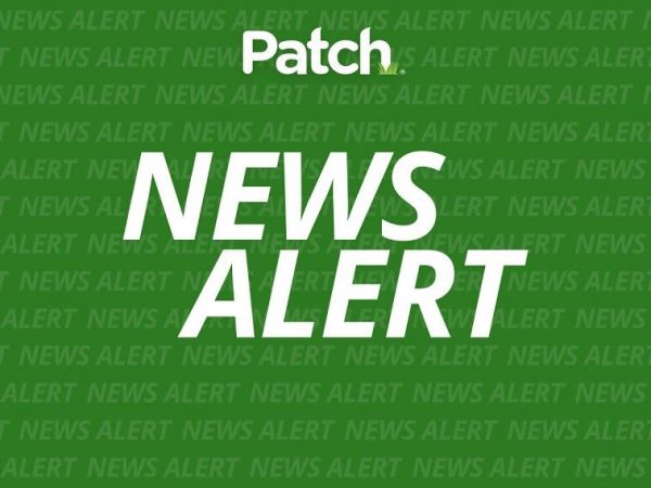 18-year-old stabbed in neck with golf club shaft