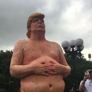 What Its Like to Sculpt Trumps Naked Body Every Day for 5 Months