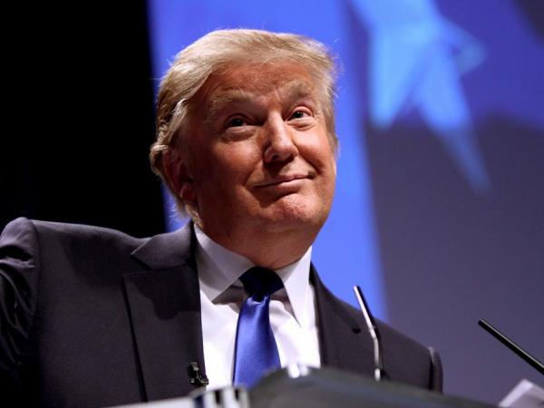 United States election: Clinton releases tax returns
