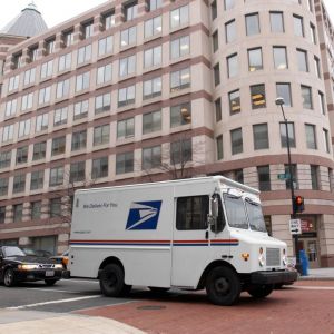 Ranchos Palos Verdes Residents Show Appreciation for Retired Letter Carrier at Celebration Party