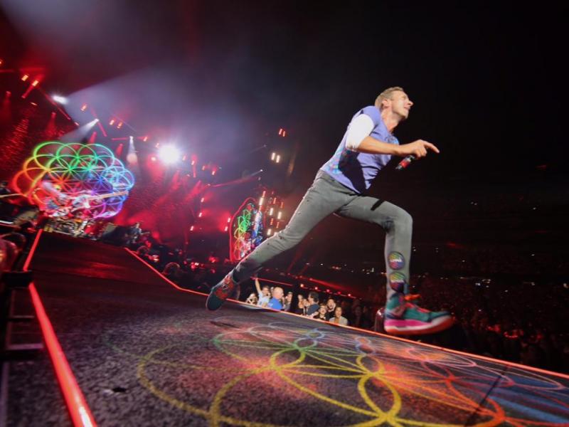 CONCERT REVIEW Coldplay Lights Up Gillette Stadium Foxborough, MA Patch